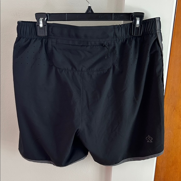 Men's Black Athletic Shorts - Picture 3 of 4